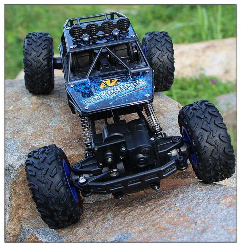 1:12 / 1:16 4WD RC Car Toy With Led Lights for Children