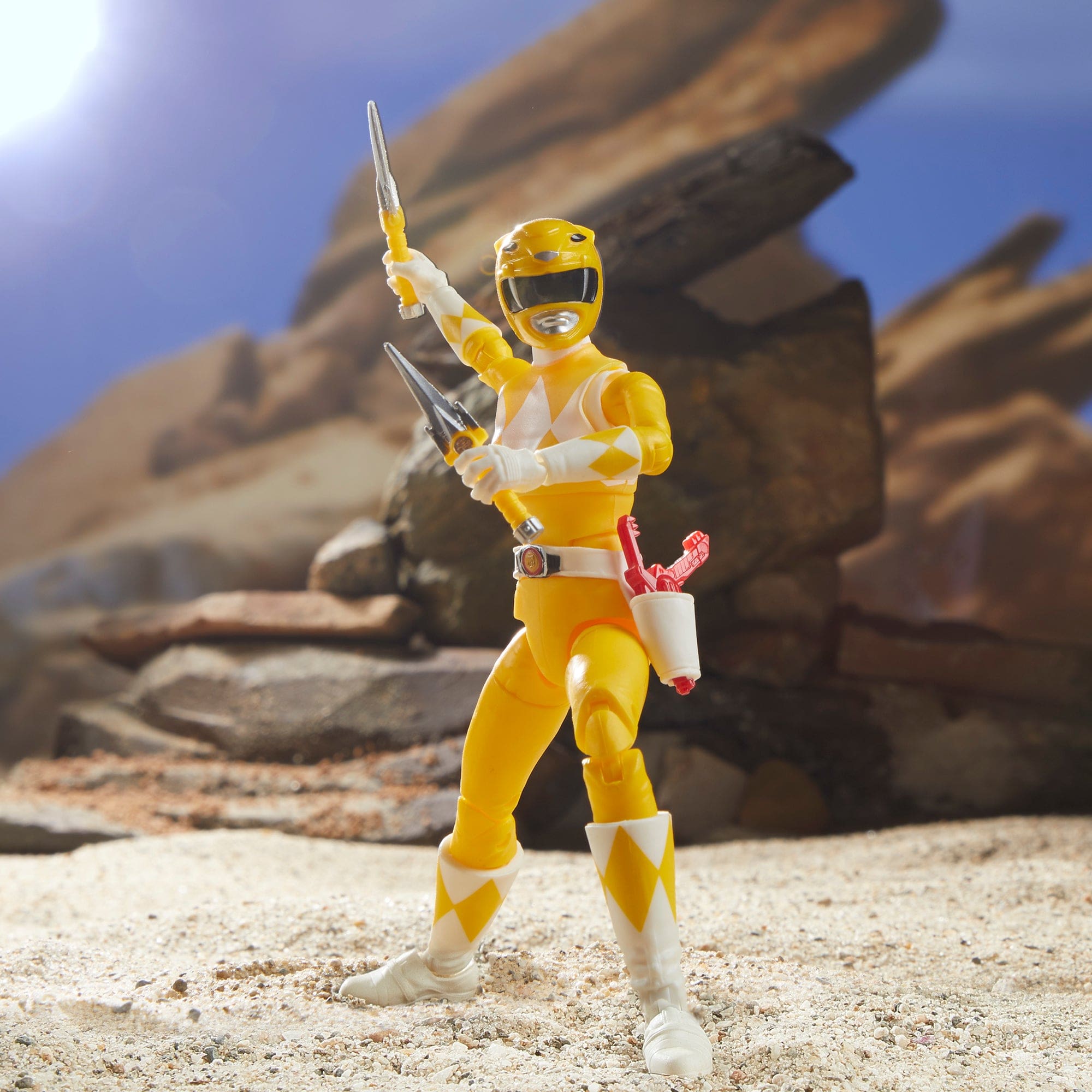 Power Rangers WILD FORCE YELLOW Action Figure Toy