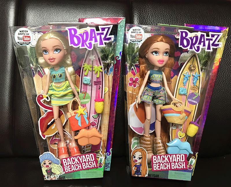Original Backyard Beach Bash Bratzs Dolls Toy