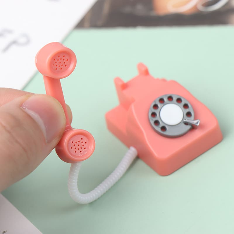 1:12 1:6 Mini Miniature Phone Model Alloy Vintage Retro Rotary Telephone Dollhouse Furniture Toys Decoration Accessories